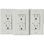 Paquet de 3 prises de courant DDFT inviolables de 15 A avec plaque, blanc